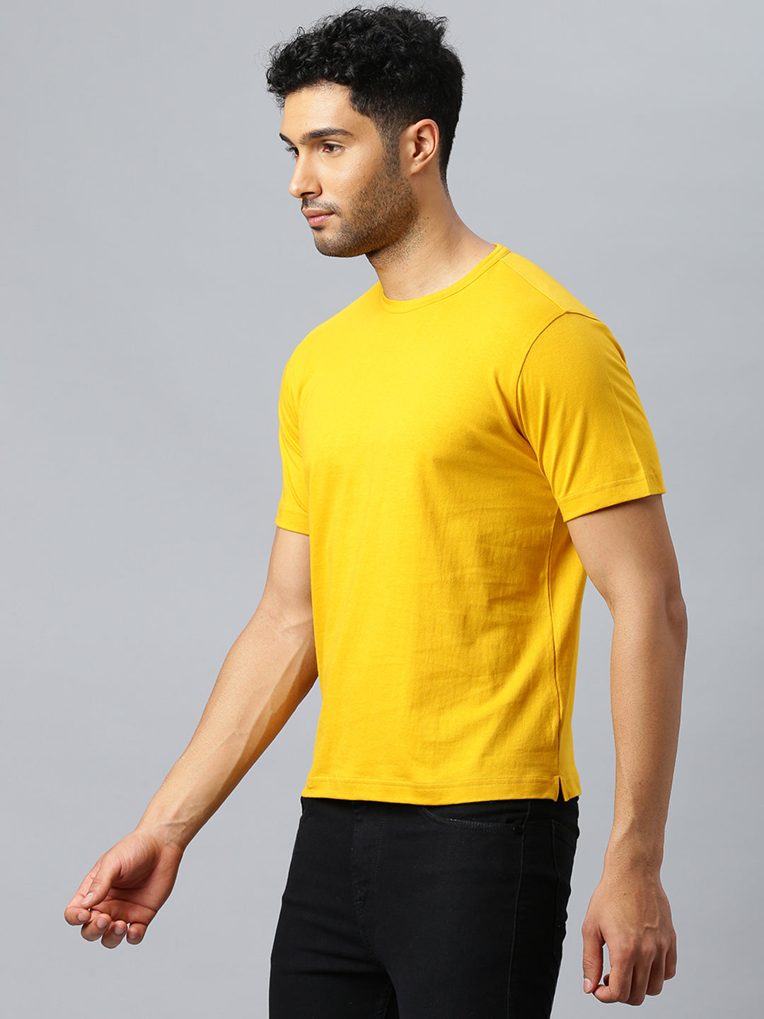Don Vino Men's Mustard Solid Crew Neck T-Shirt