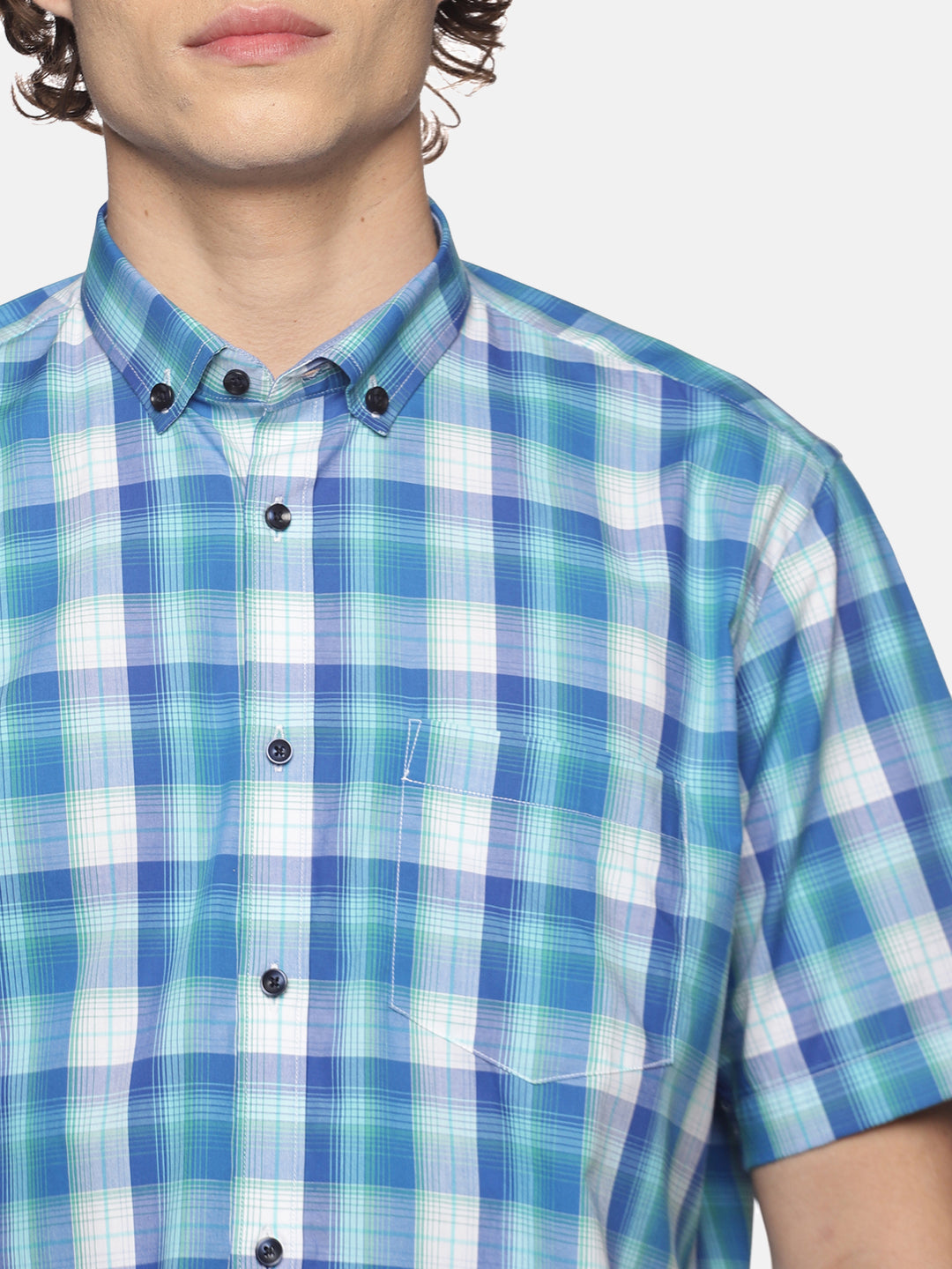 Men Blue Checkered Slim Fit Half Sleeve Cotton Casual Shirt