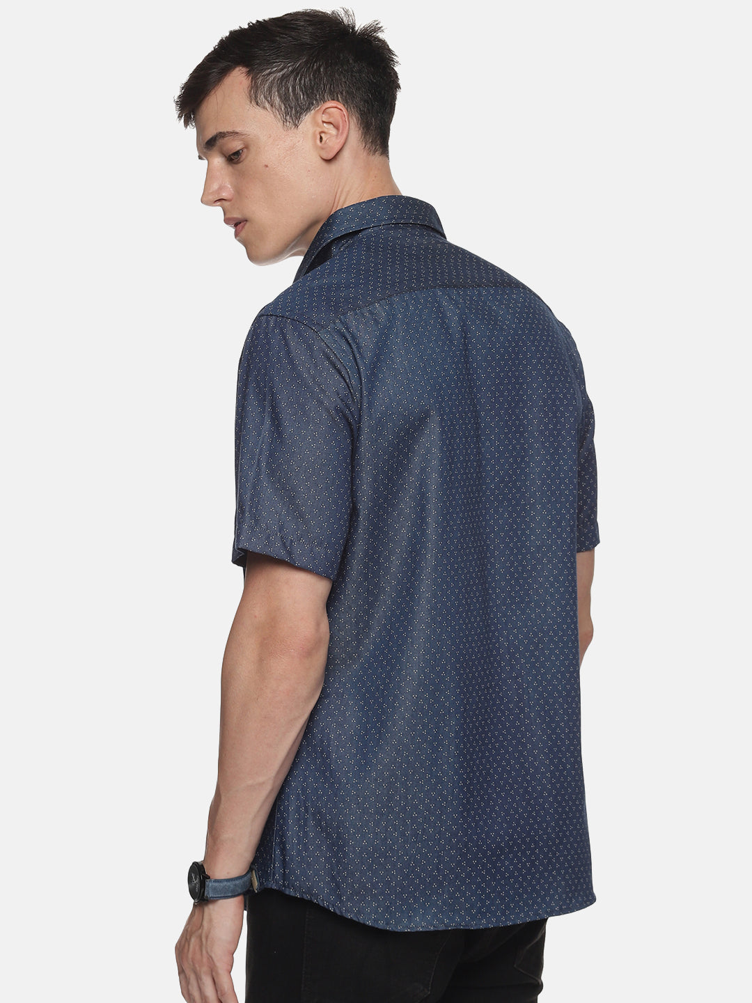 Men Navy Blue Printed Slim Fit Half Sleeve Casual Shirt