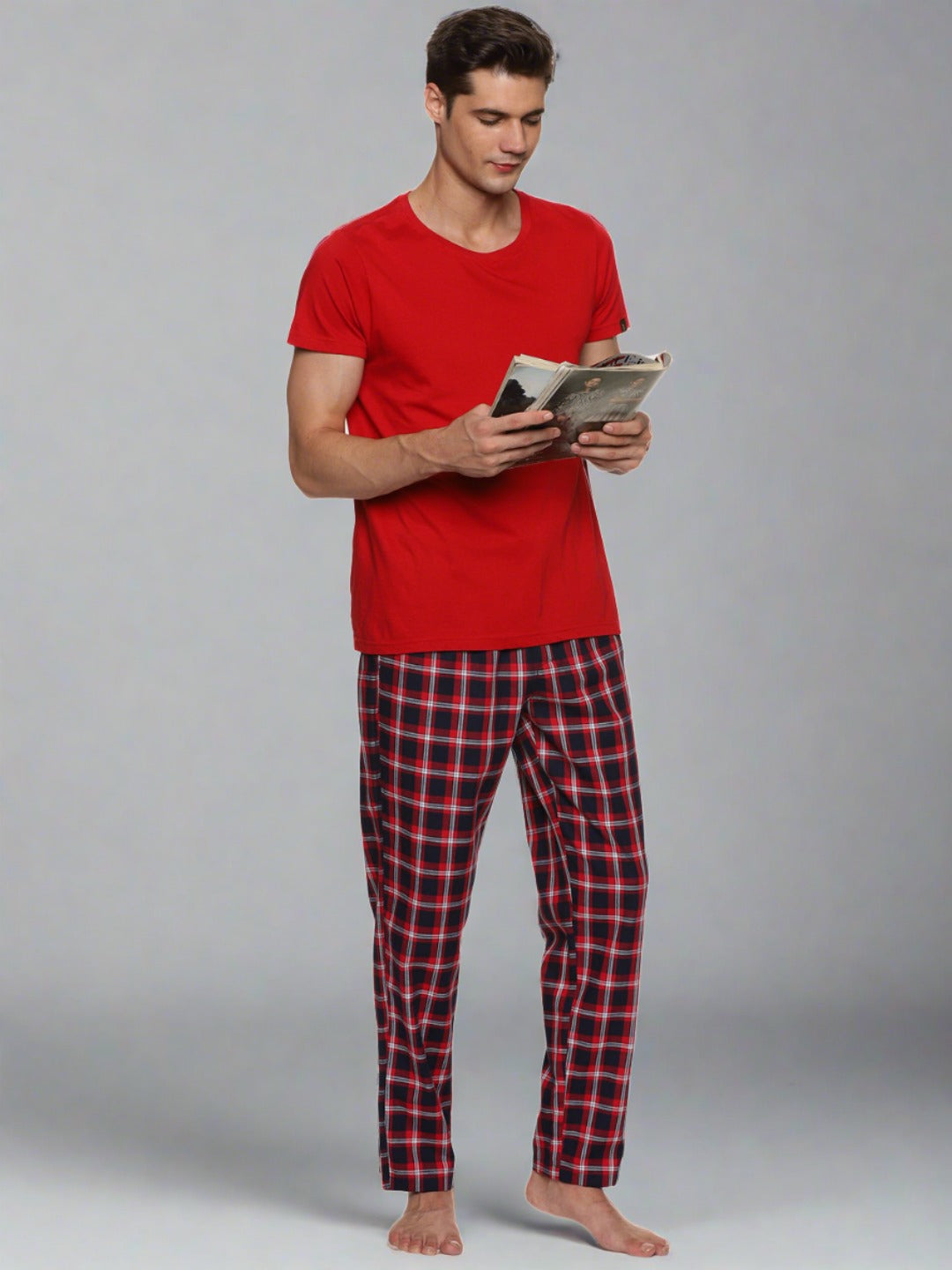 Don Vino Men Red Checkered Pyjama